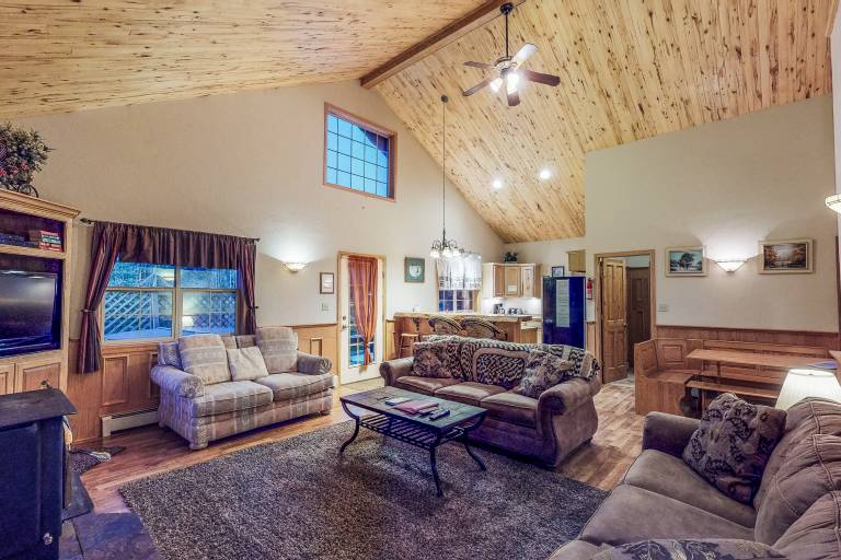 Cabin  Lucky Seven Summer Homes