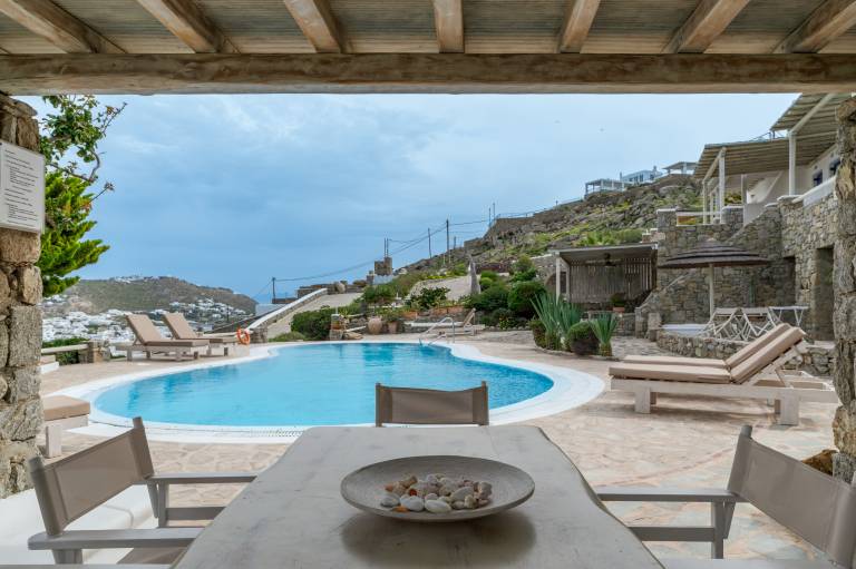 Holiday apartment with garden & pool | Sea view — photo 3