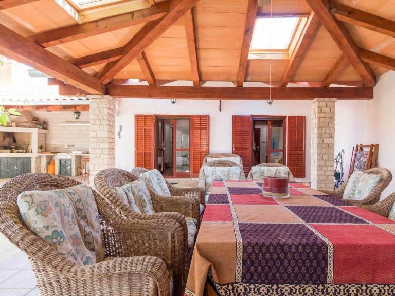 Children-friendly charming house with BBQ & terrace | Pets are welcome — photo 3