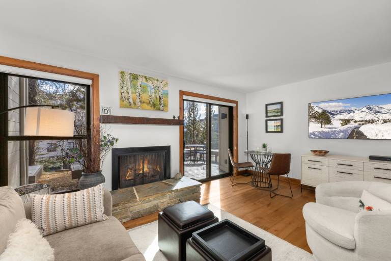 All-Season Sun Valley Retreat w/ Deck & Grill — photo 4
