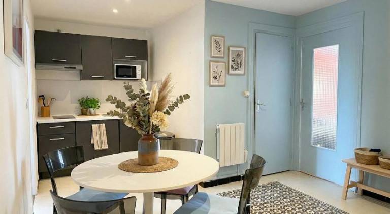 Apartment with 2 rooms for 8 persons — photo 3