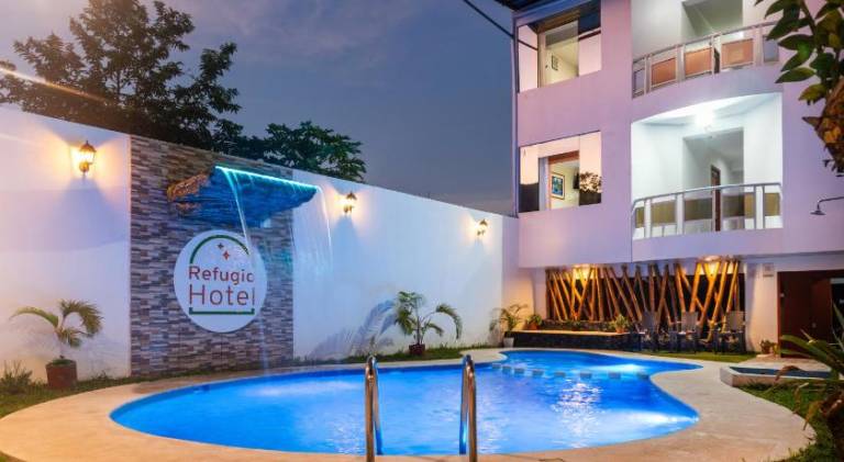 Refugio Hotel