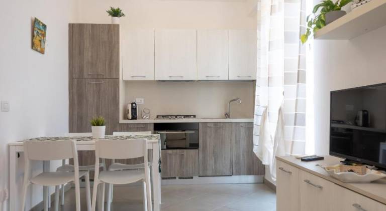 Holiday apartment with 1 room for 5 persons — photo 4
