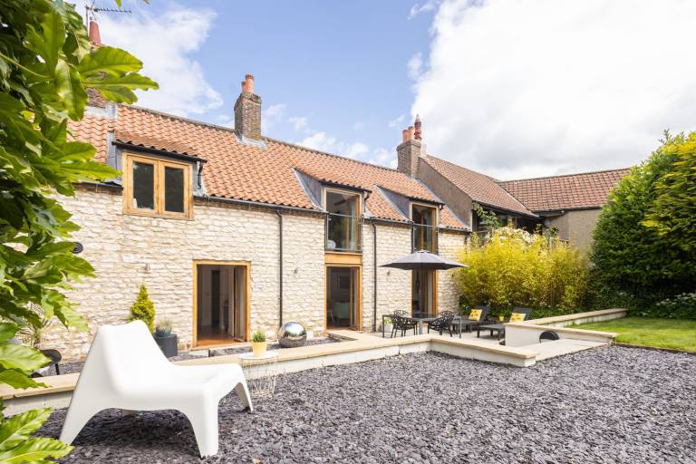 Host Stay Sunnyside Barn in Bridlington