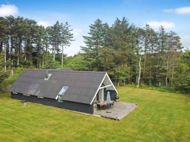 Vacation home with terrace — photo 5