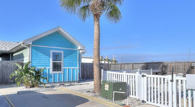 Vacation home with pool in Corpus Christi, TX