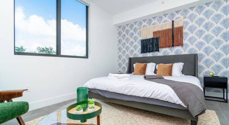 Miami 1BR New Oasis with King Bed Near Brickell & Marlins Park — photo 2