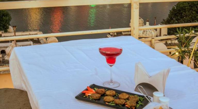 DERA PICHOLA- A Lake Facing Boutique Hotel — photo 3