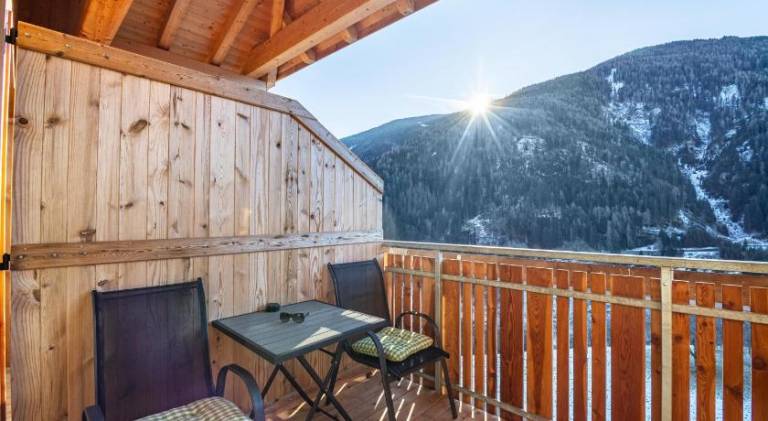 Rental apartment with 1 room for 3 persons in Naz Sciaves