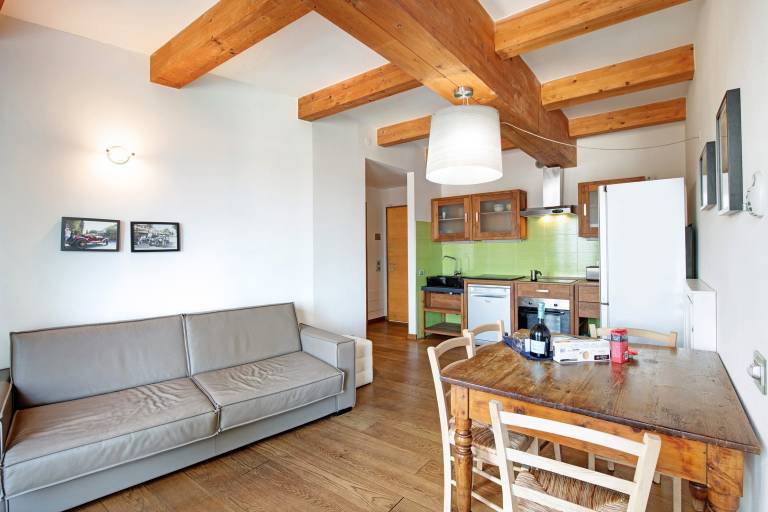 Apartment 'Rocchetta Flat' with Lake View, Wi-Fi and Air Conditioning — photo 4
