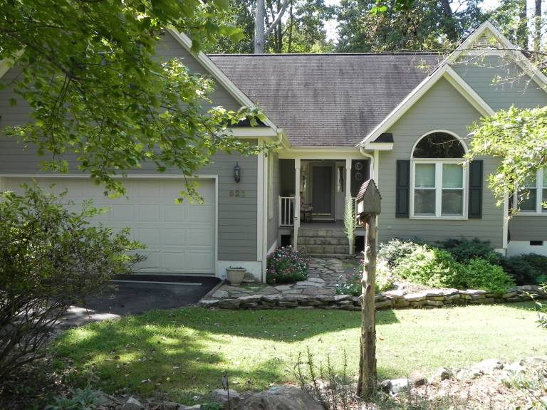 House  Latta Road