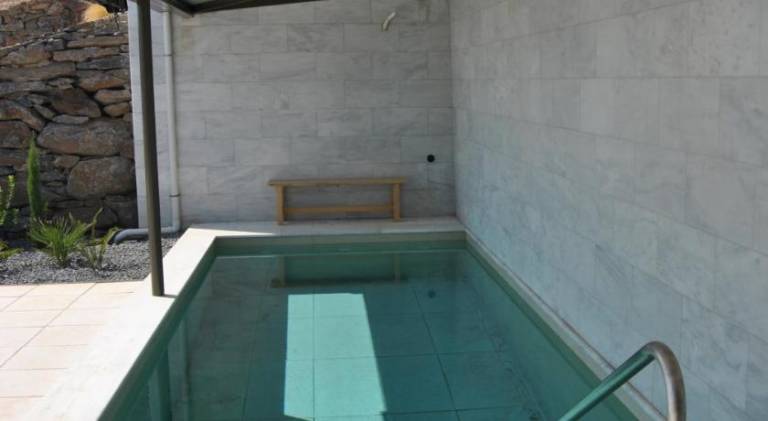 Villa with yard & patio — photo 5