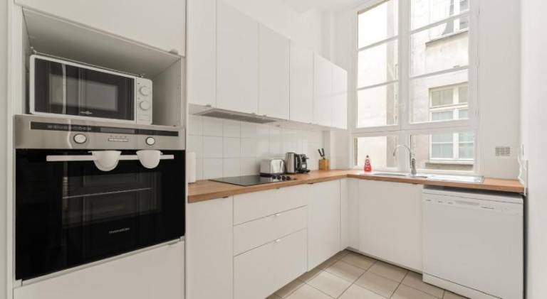 180m2 Haussmann 4BR 3 Bath Golden Triangle Champs Elysees & Opera — photo 5