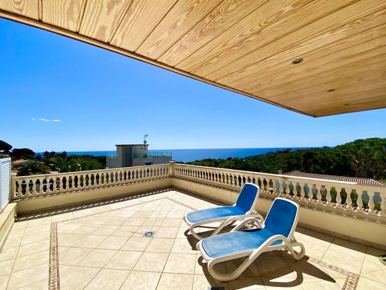 Villa with private pool, garden & barbeque | Sea view | Dogs allowed — photo 3
