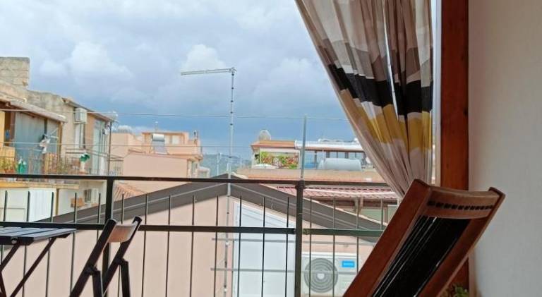 Holiday apartment with patio — photo 2