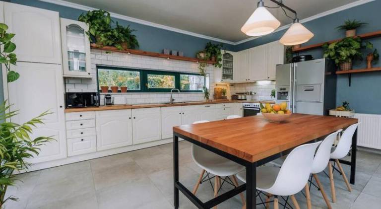 Fully equipped beautiful villa with patio, barbecue & private pool | Perfect for remote work | Pets are welcome — photo 5