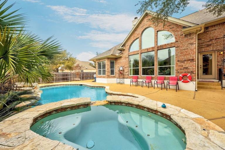 House  Cypress Mill