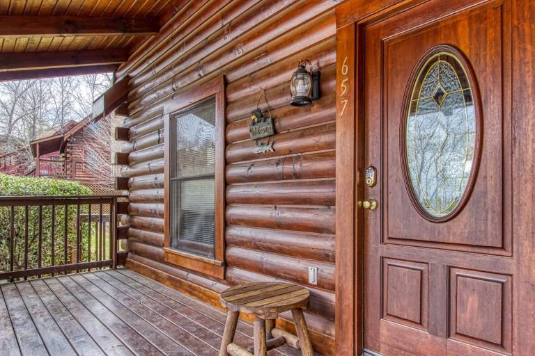 Family-oriented cabin with private pool | Pets allowed — photo 2
