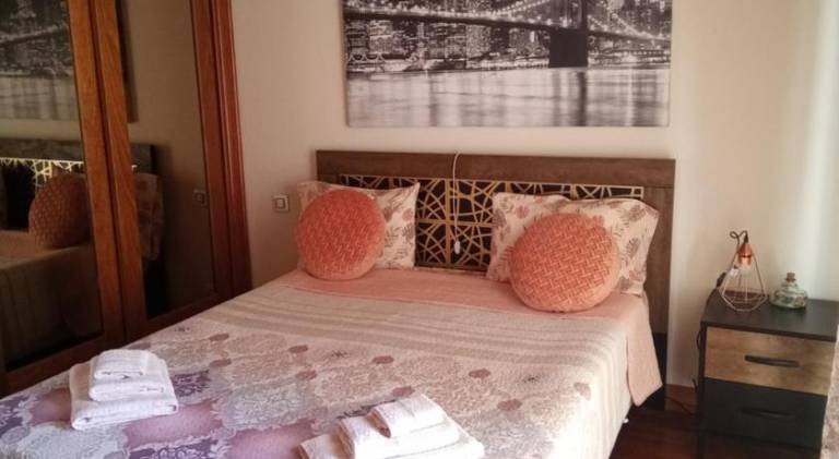 Vacation home with garden, barbecue & private pool — photo 2