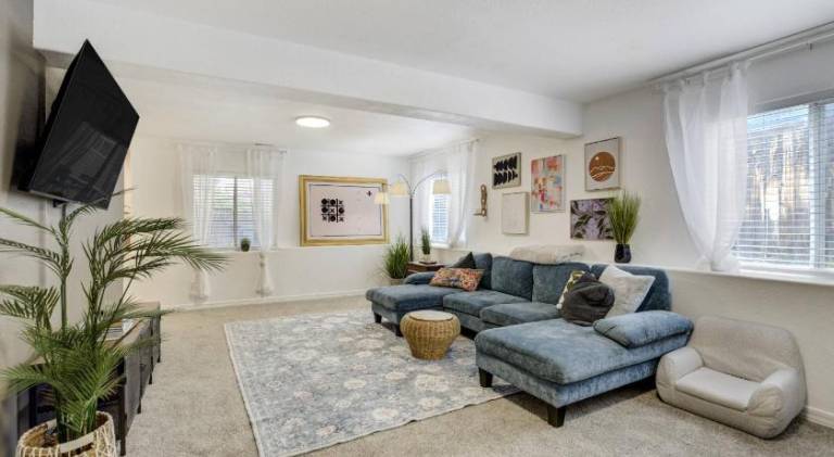 House with grill | Pets are welcome — photo 4