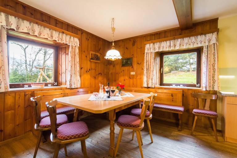 Children-friendly vacation home with sauna, garden & BBQ | Mountain view | Pets allowed — photo 5