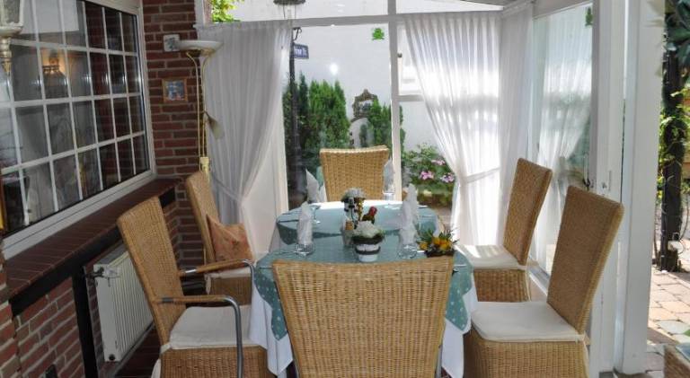 Bei Holzchen Hotel — photo 2