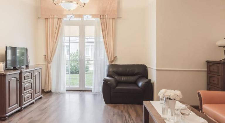 Apartment with pool & hot tub in Swinoujscie