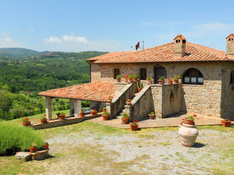 Farmhouse Castel del Piano