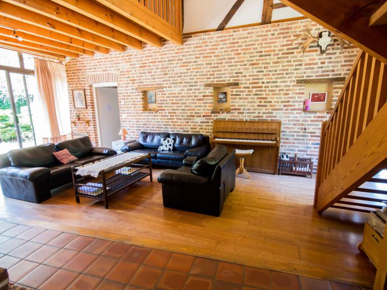 Fully equipped vacation home with patio, yard & private pool | Pets allowed — photo 4