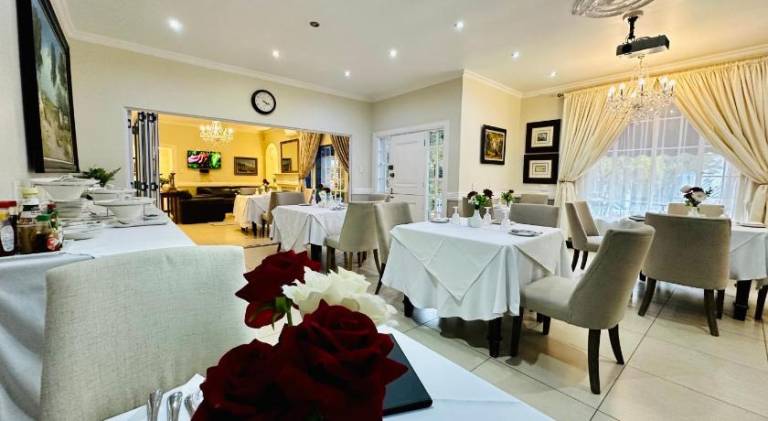 Lovely house with yard, barbecue & pool | Suitable for remote work | Pets are welcome — photo 4