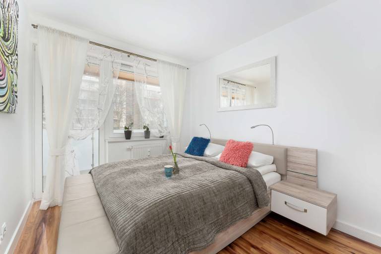 Child-friendly holiday apartment with fast internet & patio | Next to the beach | Pet-friendly — photo 2