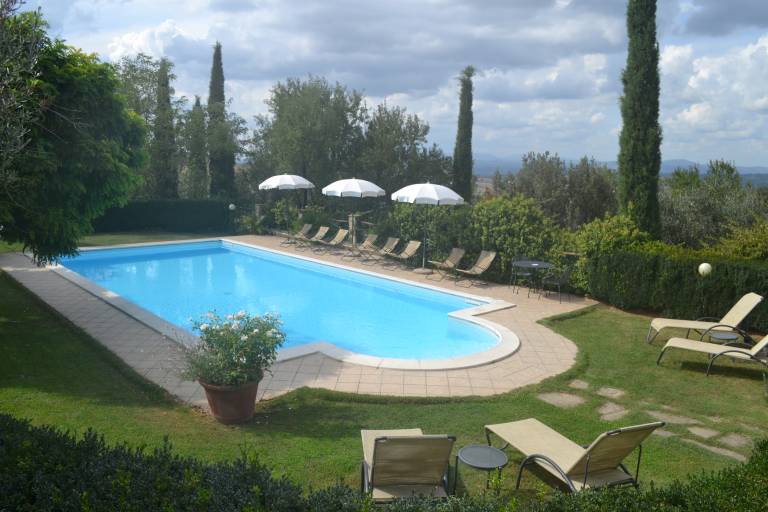 Farm with private pool, garden & barbeque | Nature view in Asciano