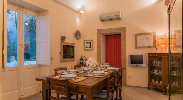 Rental apartment with 2 rooms for 4 persons — photo 5