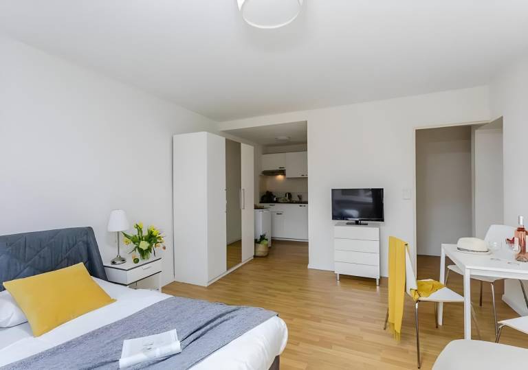 Pleasant holiday apartment | Suitable for remote work | Pets are welcome in Muttenz