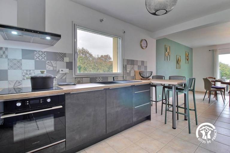 Gite with BBQ, garden & patio | Pet-friendly — photo 5