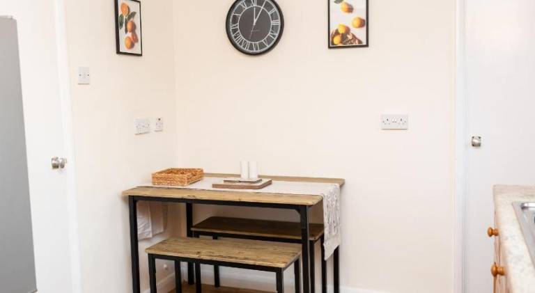 Rental apartment with yard — photo 4
