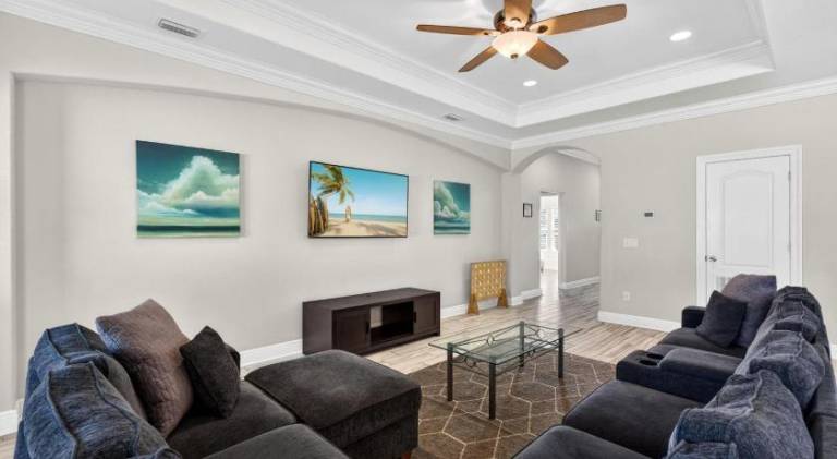 House | Close to the beach | Pets allowed — photo 2