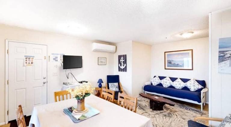 House with 2 rooms for 4 persons — photo 4