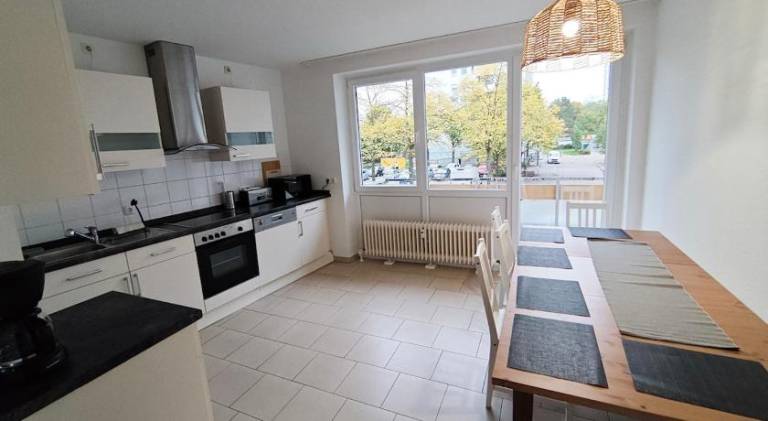 Rental apartment with 3 rooms for 6 persons — photo 2