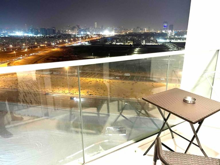 Vacation home with pool | Water view — photo 3