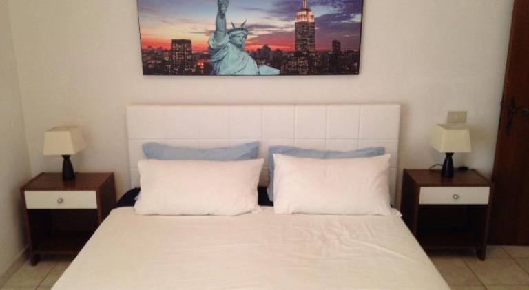 Serviced apartment with jacuzzi & garden — photo 2