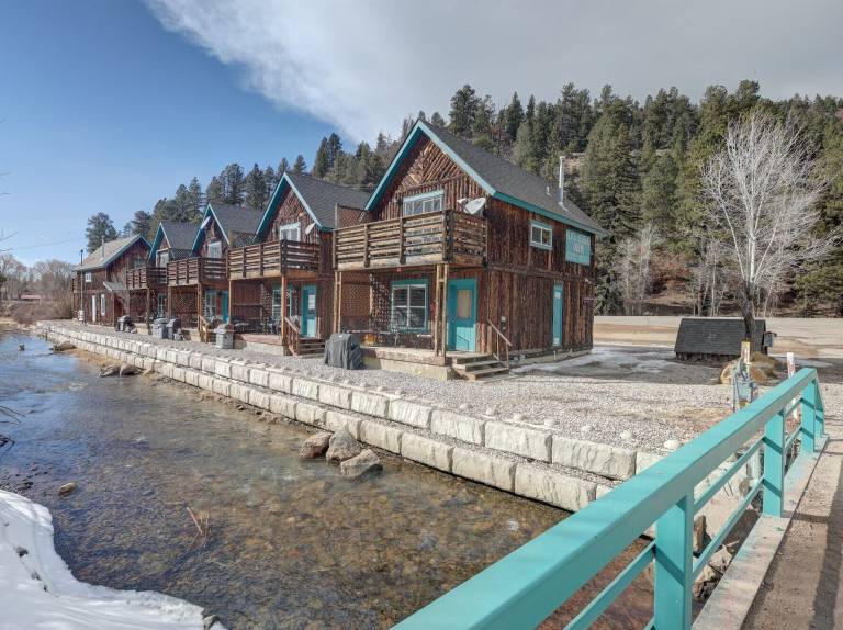 Cabin Red River