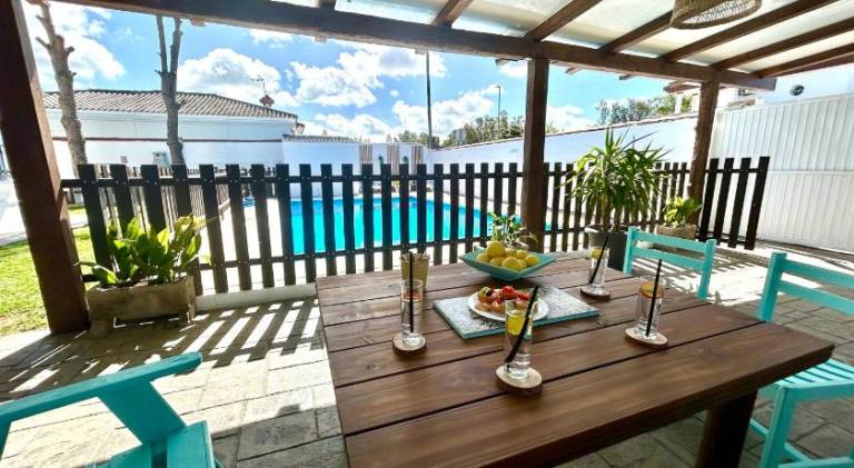 Fully equipped house with BBQ, terrace & private pool | Perfect for remote work | Pets are welcome — photo 5