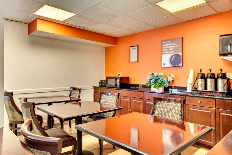 Motel 6 Washington, DC — photo 4