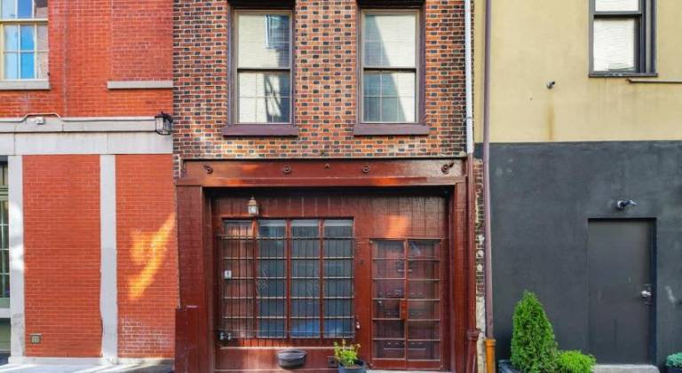 Nice vacation home | Next to Liberty Bell | Suitable for remote work | Dogs allowed in Philadelphia, PA