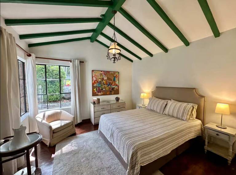 W Charming 4BR Getaway w Pool BBQ Clay Oven — photo 3