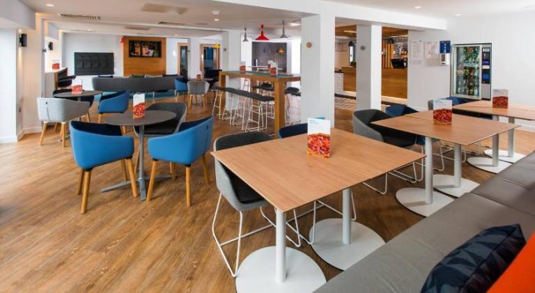 Holiday Inn Express Cardiff Bay By IHG — photo 3