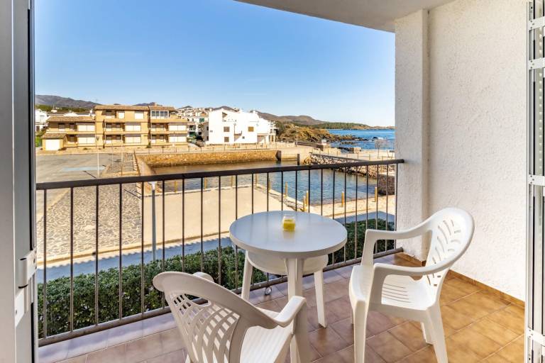 Wonderful rental apartment | Mountain view | Beach nearby | Pets allowed in Llanca