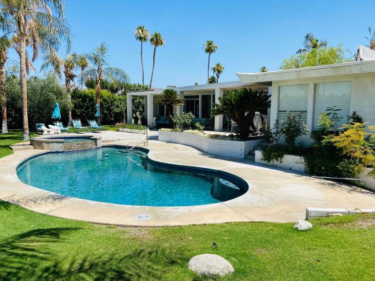 House  Palm Desert