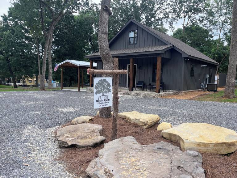 Cabin Guntersville